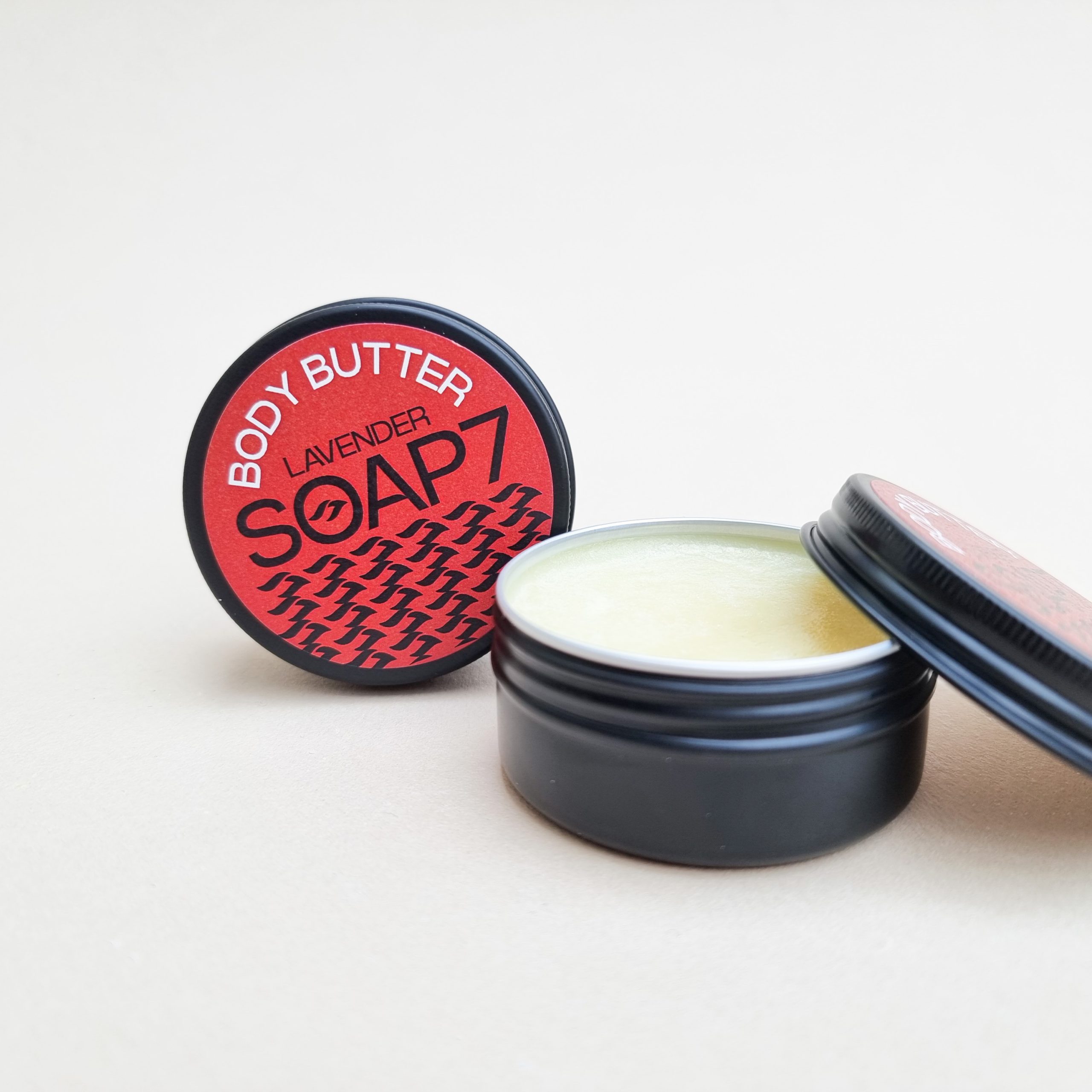 Body butter in blik of navulverpakking. Voor een droge en gevoelige huid, natuurlijke verzorging.